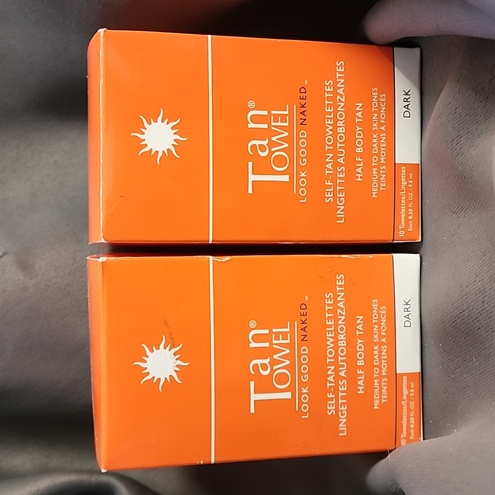 New! 2 Boxes Tan Towels Self tanning towelettes 20 Pieces Total